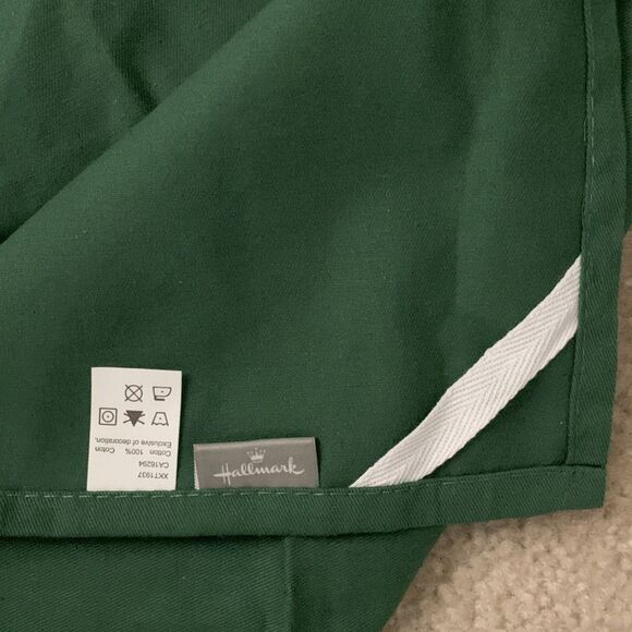 Hallmark Christmas Santa Ceramic Cookie Plate and Kitchen Towel Believe In Magic - Picture 10 of 10